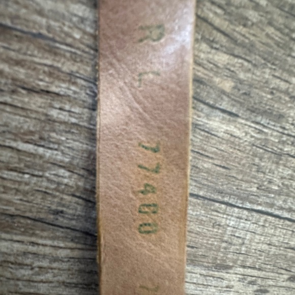 Stuart Weitzman gladiator sandals in tan leather size 7.5. - Picture 2 of 7